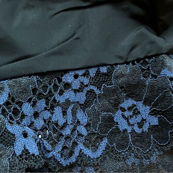 Adore Me panties with lace trim - Picture 3 of 3